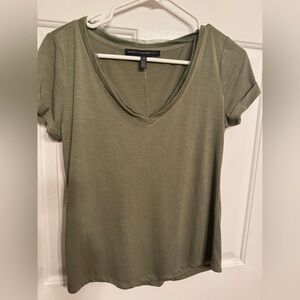 White House Black Market Green Fitted Short Sleeve Tee